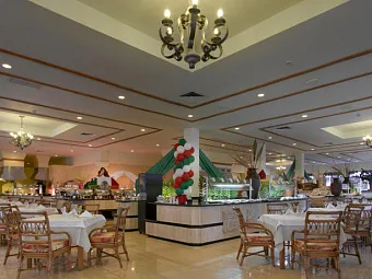 Отель GRAND PALLADIUM KANTENAH 5*