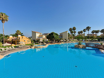 MAKRONISOS VILLAGE 3*