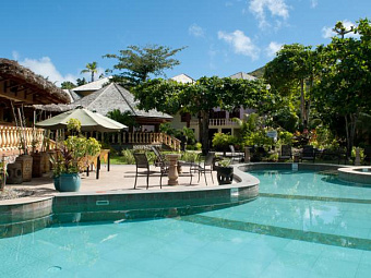  CASTELLO BEACH PRASLIN 4*