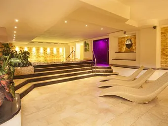 Отель AMBASCIATORI 4*