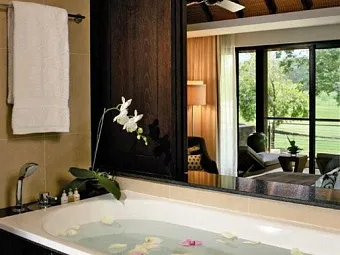 ANAHITA GOLF & SPA RESORT 5*