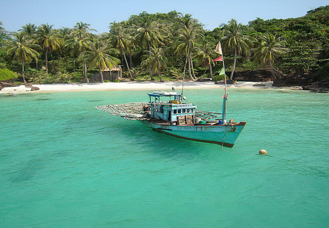 Фукуок - это морские прогулки по заповедным бухточкам и пляжам