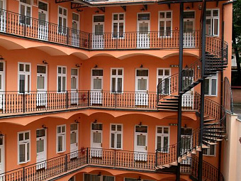 Отель ARISTON & ARISTON PATIO 4*