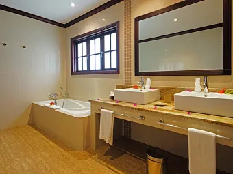 Отель L'ARCHIPEL HOTEL 4*