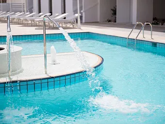 Отель LIQUID HOTEL APTS 3*