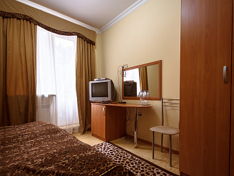 ШАТО ЛЕОПАРД 3*