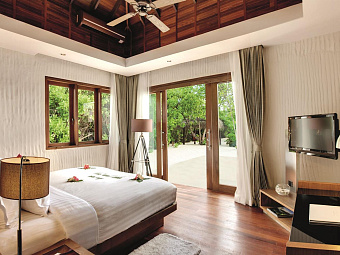 HIDEAWAY BEACH RESORT & SPA 5*