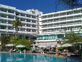  Отель GRECIAN BAY 5*