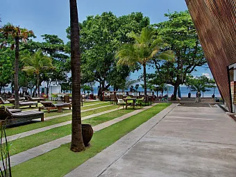 Отель GRAND INNA KUTA 4*