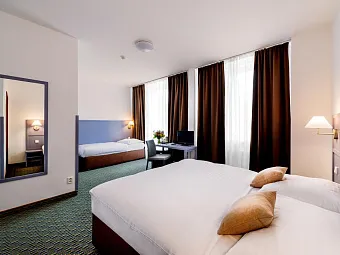 Отель CENTRAL 3*