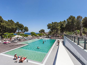 THE FERGUS RESORT 4*