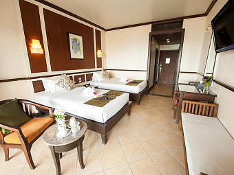 Отель PINNACLE GRAND JOMTIEN PATTAYA 4*