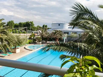 Отель CORMORAN 4*