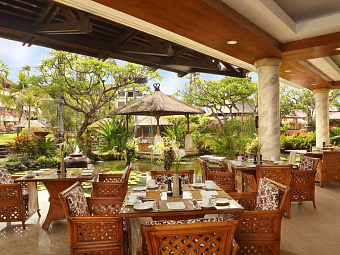 NUSA DUA BEACH HOTEL & SPA 5*