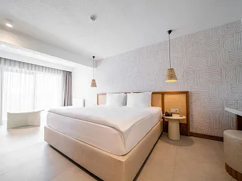 THE NORM COLLECTION DOOR'A 5*