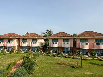  Отель COCONUT GROVE BEACH RESORT 4*, Индия, Южный Гоа.