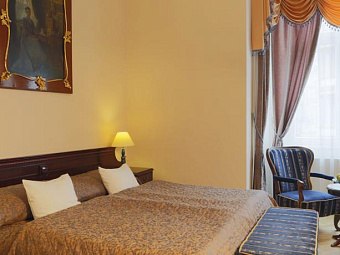 BRISTOL VILLA TEREZA 4*