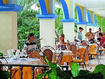 Ресторан отеля SOL SIRENAS CORAL 4*
