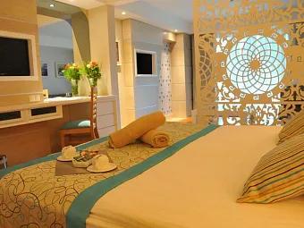 Отель CRYSTAL SUNSET LUXURY RESORT & SPA 5*