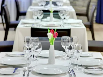 Отель GOLDEN TULIP ROSA KHUTOR 4*.