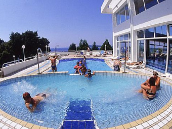 Отель Brioni Hotel 2*