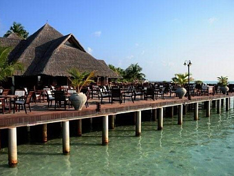 OLHUVELI BEACH & SPA RESORT 4*