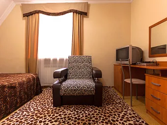 ШАТО ЛЕОПАРД 3*