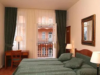 Отель ARISTON & ARISTON PATIO 4*