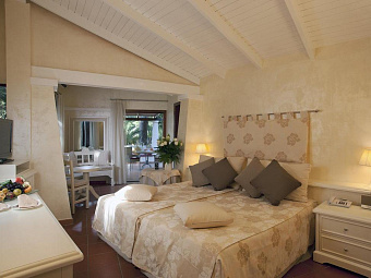 FORTE VILLAGE VILLA DEL PARCO 5*