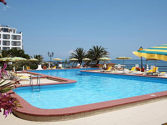    HILTON GIARDINI NAXOS 5*