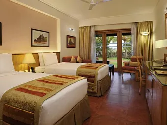 Отель DOUBLE TREE BY HILTON 5*