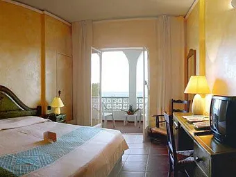 FALKENSTEINER CAPO BOI 5* (ех GRAND HOTEL CAPO BOI)