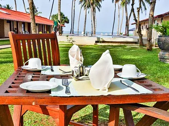 Отель AMAGI BEACH 2*, Шри-Ланка, Маравила
