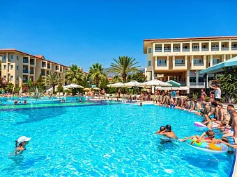Отель QUEEN'S PARK LE JARDIN 5*
