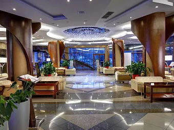 Лобби в конгресс-отель АРЕАЛ 4*