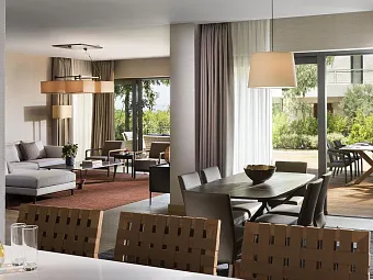 Four bedroom residential apartment