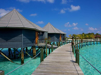 KOMANDOO ISLAND RESORT 4*