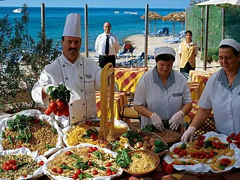 FORTE VILLAGE IL BORGO 4*