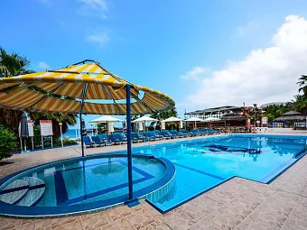Отель SANDY BEACH FUJAIRAH 3*