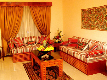  HOLIDAY INTERNATIONAL SHARJAH 4*