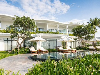Отель RIVIERA DELUXE CAM RANH RESORT 5*