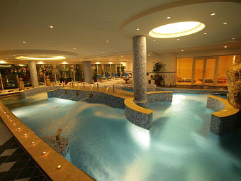 AL RAHA BEACH HOTEL 5*