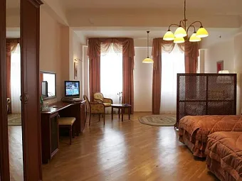 BELARUS COMPLEX HOTEL 4*