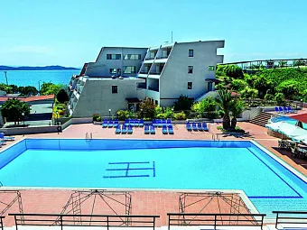 XENIOS THEOXENIA 4*