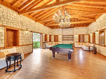 Бильярд в отеле AKKA ANTEDON HOTEL 5*