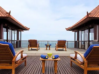 Отель MERCURE KUTA 4*