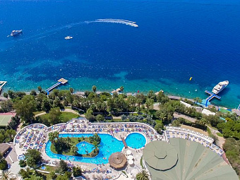 BODRUM HOLIDAY RESORT & SPA 5*