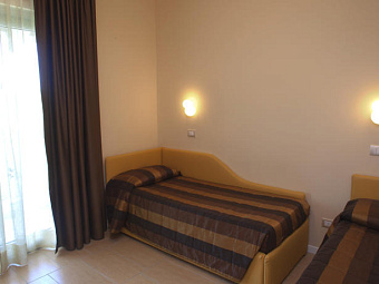 APARTHOTEL LA PINETA 4*