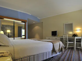 Отель APARTHOTEL PESTANA PALMS OCEAN 4*