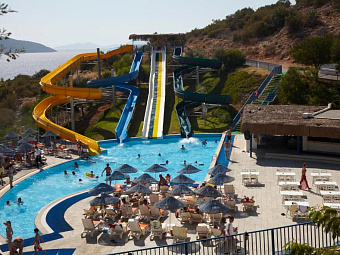 BODRUM HOLIDAY RESORT & SPA 5*